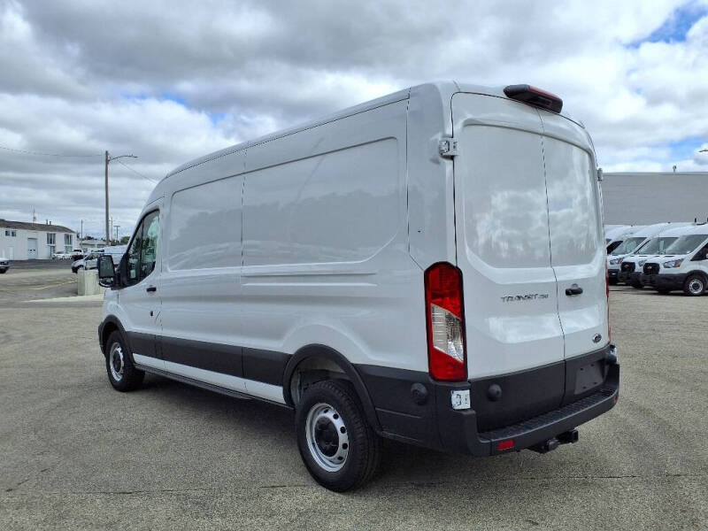 2025 Ford Transit 250