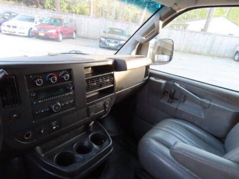 2016 GMC Savana 2500