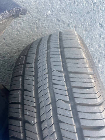 2013 Toyota Prius v Three