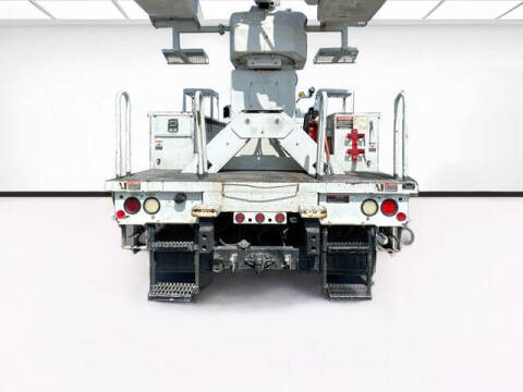 2016 Freightliner 114 SD