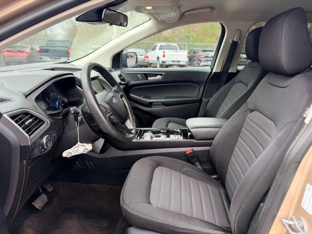 2020 Ford Edge SE