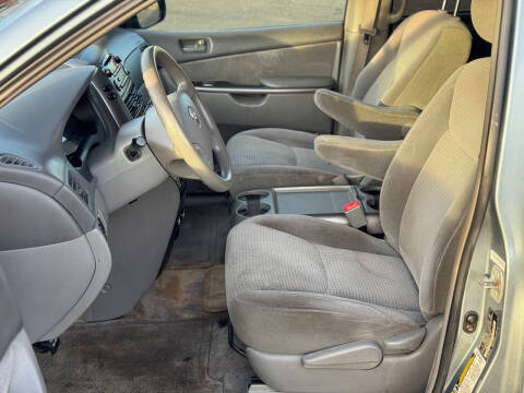 2006 Toyota Sienna CE 7 Passenger