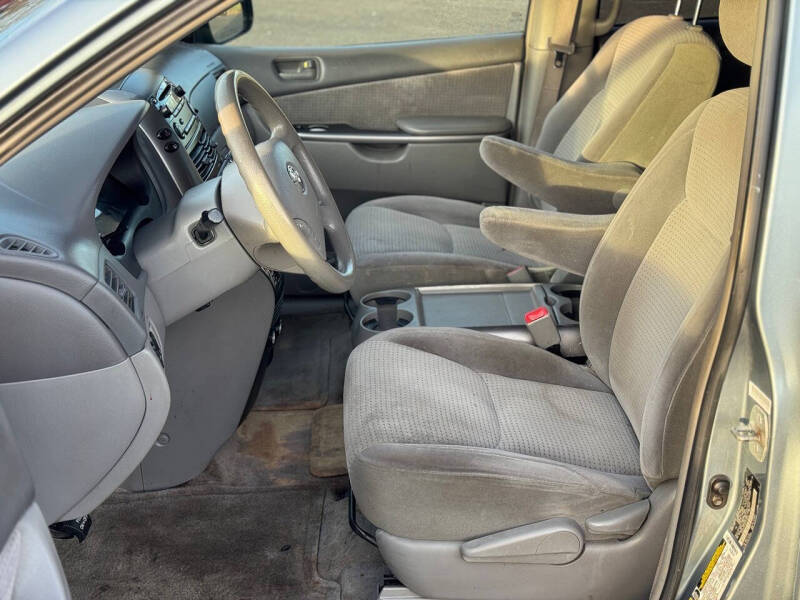 2006 Toyota Sienna CE 7 Passenger