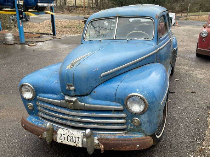 1948 Ford Super Deluxe