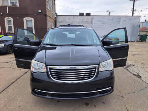 2013 Chrysler Town and Country Touring