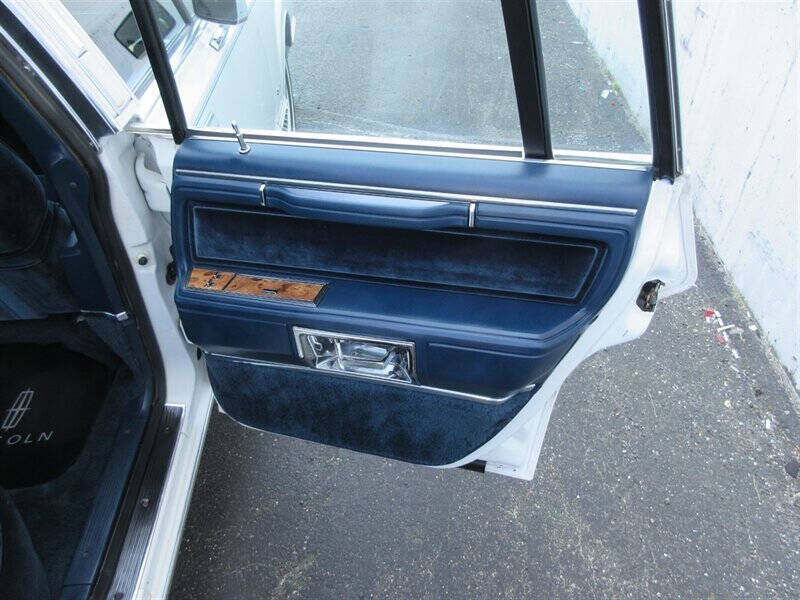 1985 Lincoln Town Car