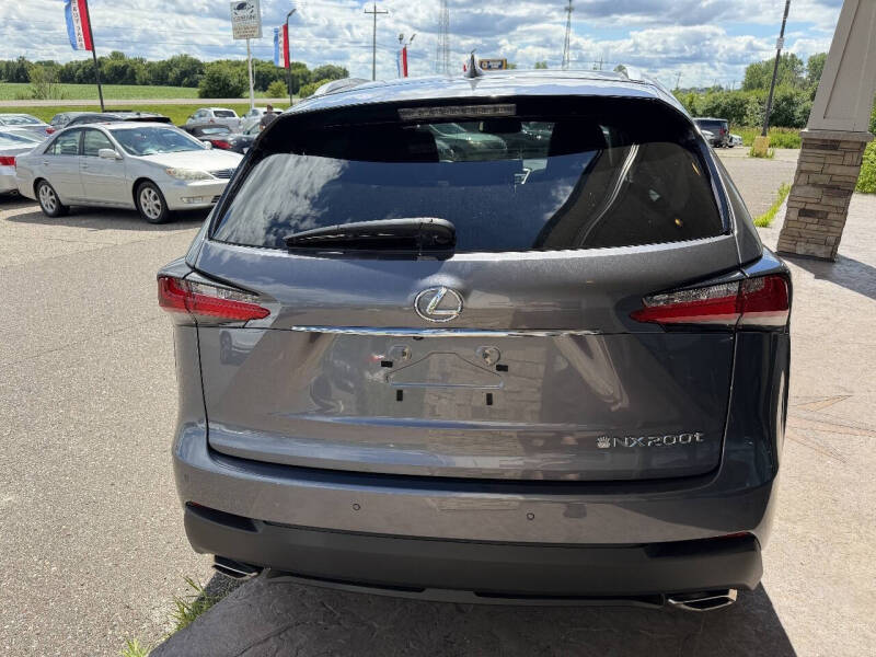 2017 Lexus NX 200t