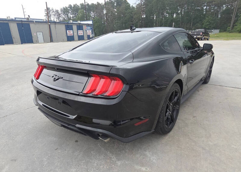2020 Ford Mustang EcoBoost