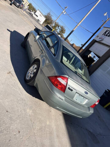 2005 Ford Five Hundred SEL