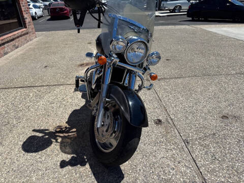 2005 Suzuki Boulevard