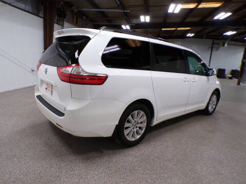 2015 Toyota Sienna LE 7-Passenger