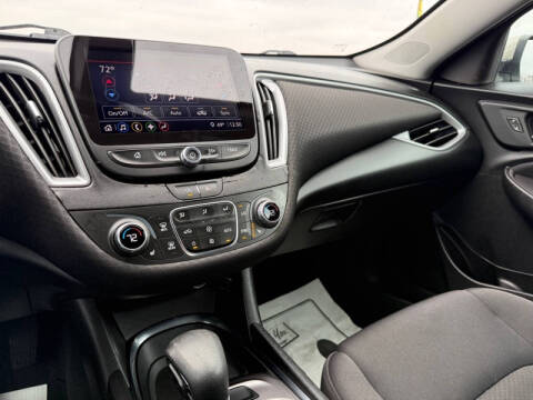 2022 Chevrolet Malibu LT