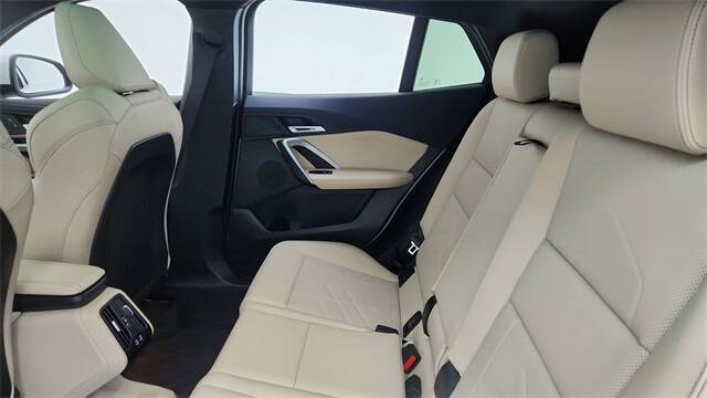 2025 BMW X2 xDrive28i