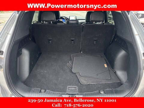 2021 Ford Escape Titanium