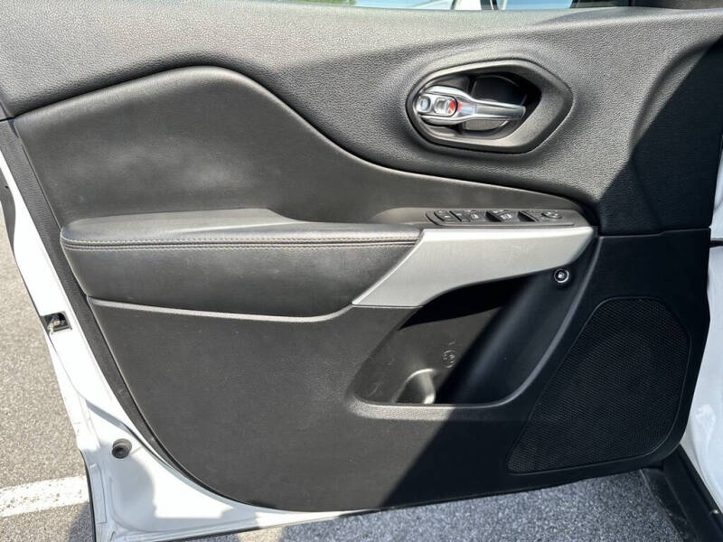 2018 Jeep Cherokee Latitude Plus