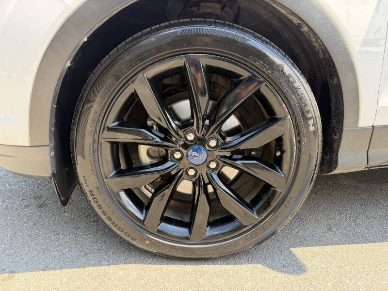2019 Ford Escape SE
