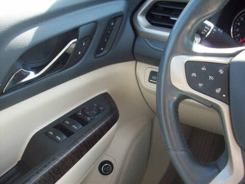 2022 GMC Acadia Denali