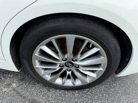 2021 Infiniti Q50 Luxe