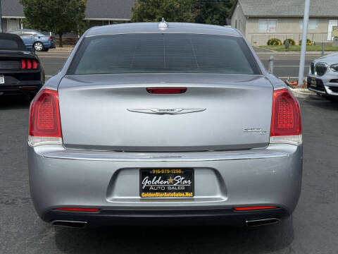 2016 Chrysler 300 C
