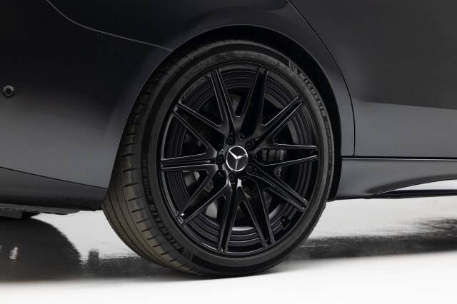 2024 Mercedes-Benz C-Class AMG C 63 S E Performance