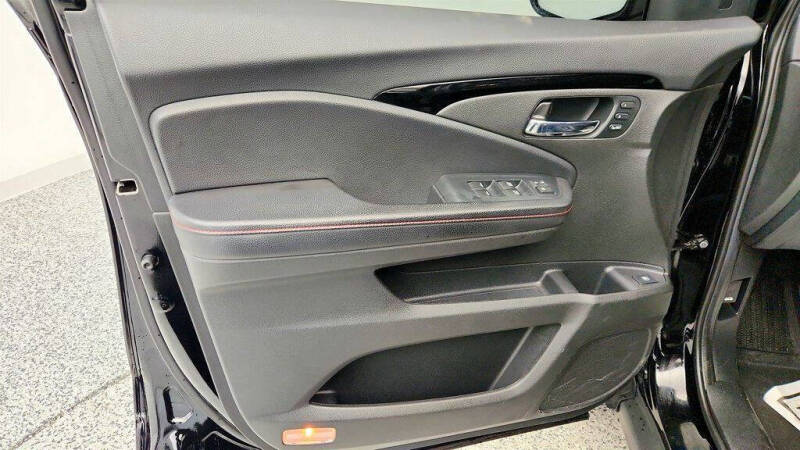 2022 Honda Ridgeline Black Edition