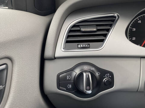 2011 Audi A4 2.0T quattro Premium