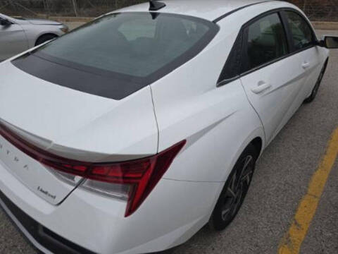 2024 Hyundai Elantra Limited