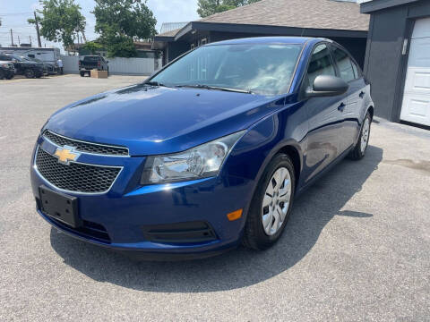 2013 Chevrolet Cruze for sale at Auto Selection Inc. in Houston TX