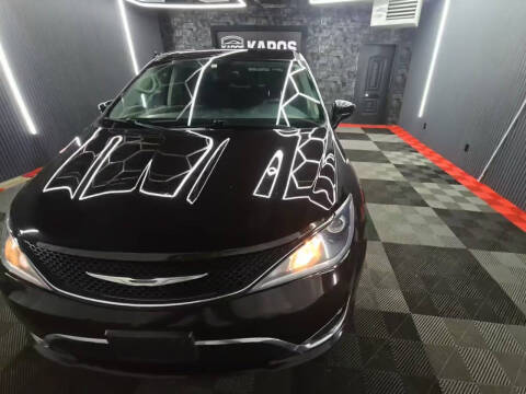 2018 Chrysler Pacifica Touring Plus