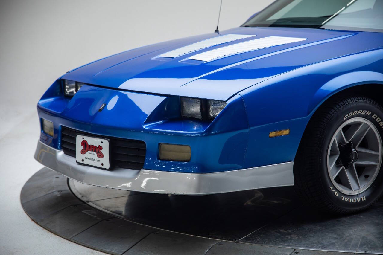 1989 Chevrolet Camaro 21
