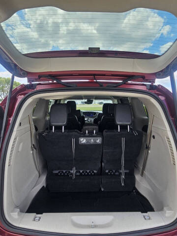 2021 Chrysler Pacifica Touring L