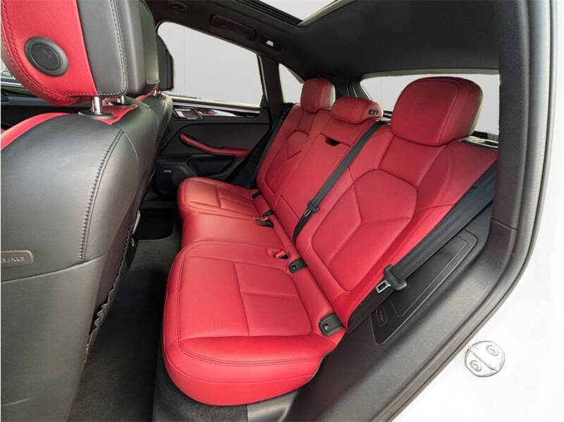 2018 Porsche Macan GTS