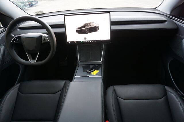 2026 Tesla Model Y Premium