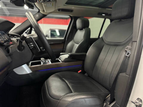 2023 Land Rover Range Rover P400 SE