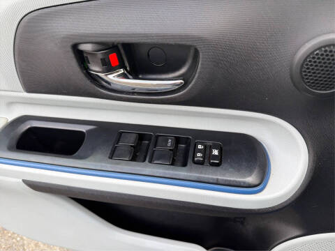 2012 Toyota Prius c