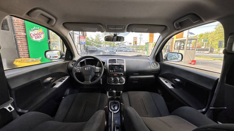 2013 Scion xD