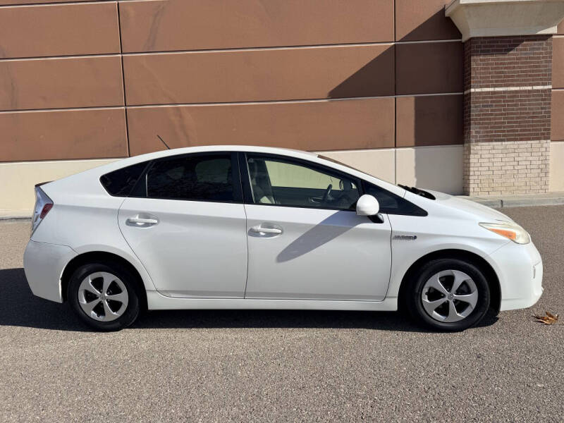 2012 Toyota Prius Two