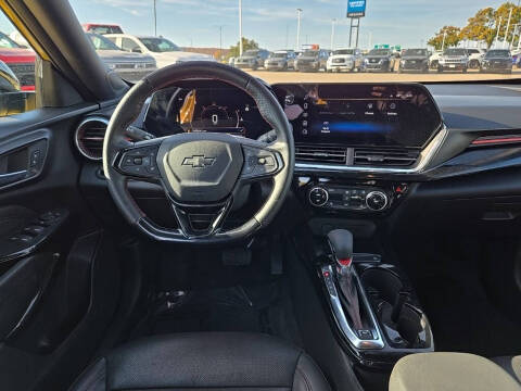 2025 Chevrolet Trax RS