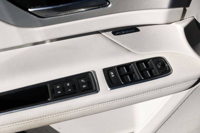 2017 Jaguar XF 35t Prestige