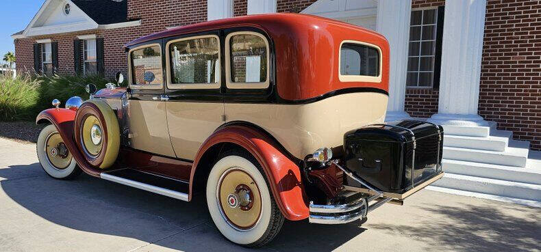 1931 Packard 826 SEDAN