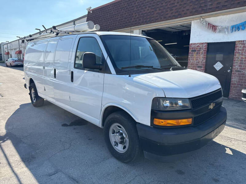 2019 Chevrolet Express 2500