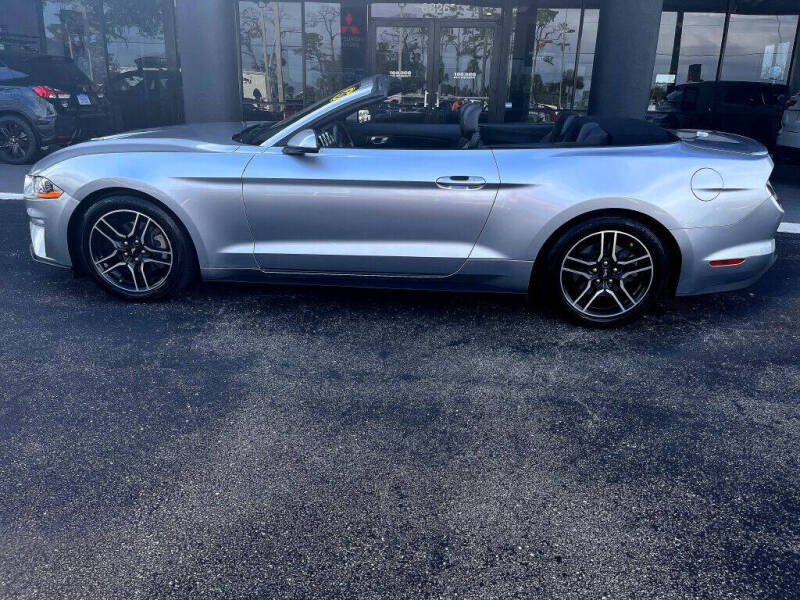 2020 Ford Mustang EcoBoost