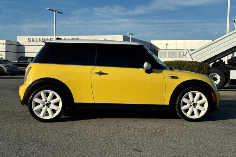 2004 MINI Cooper S