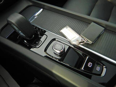 2025 Volvo S60 B5 Core