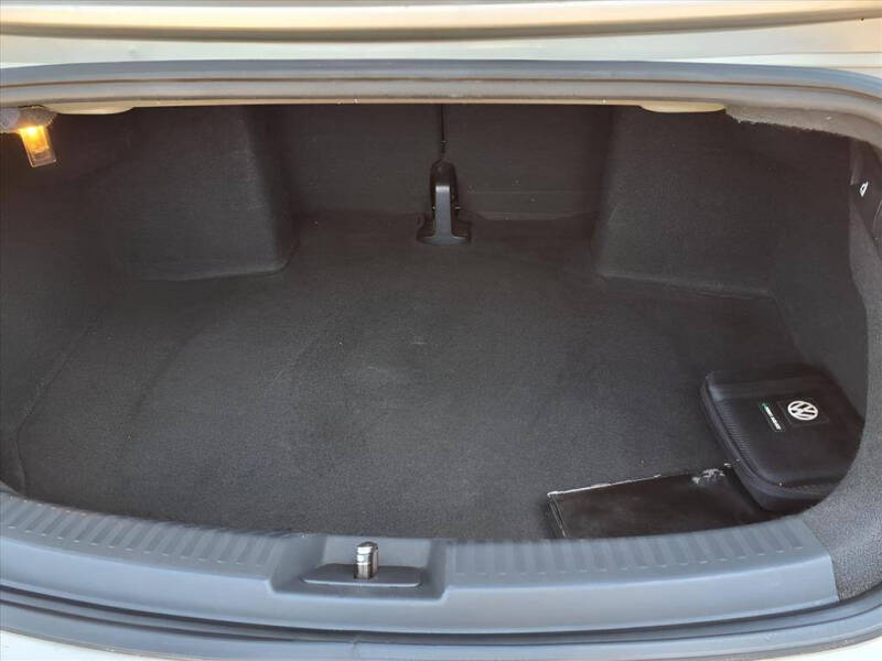 2013 Volkswagen Beetle Convertible