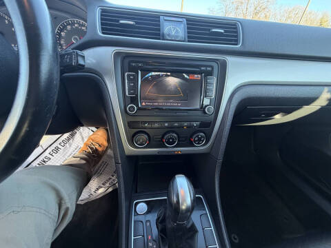 2015 Volkswagen Passat 1.8T Limited Edition