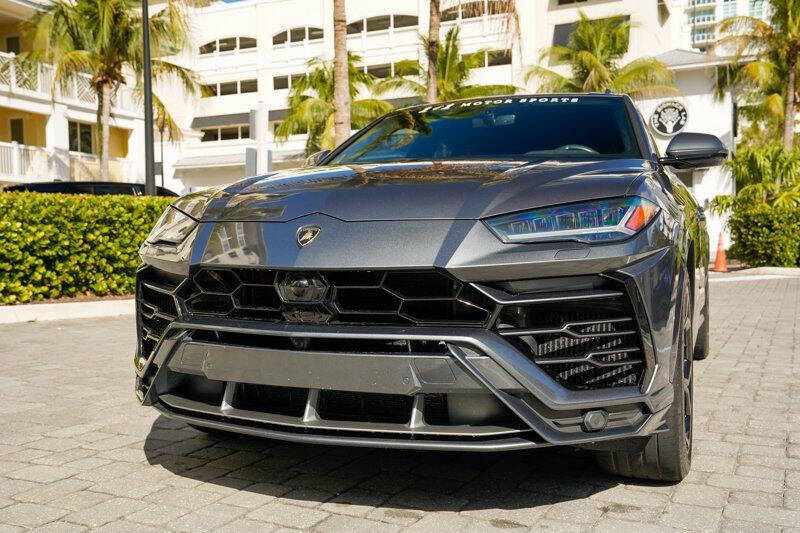 2019 Lamborghini Urus