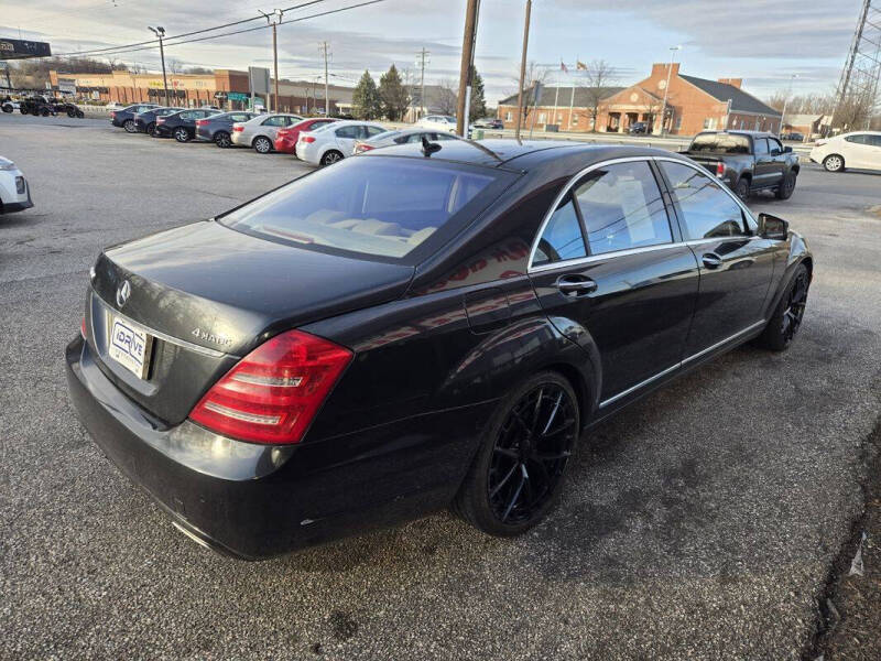 2013 Mercedes-Benz S-Class S 550 4MATIC