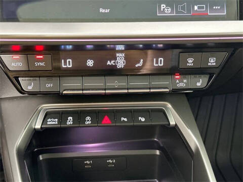 2022 Audi A3 quattro Premium Plus 40 TFSI