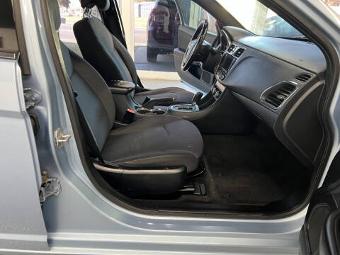 2012 Chrysler 200 Touring